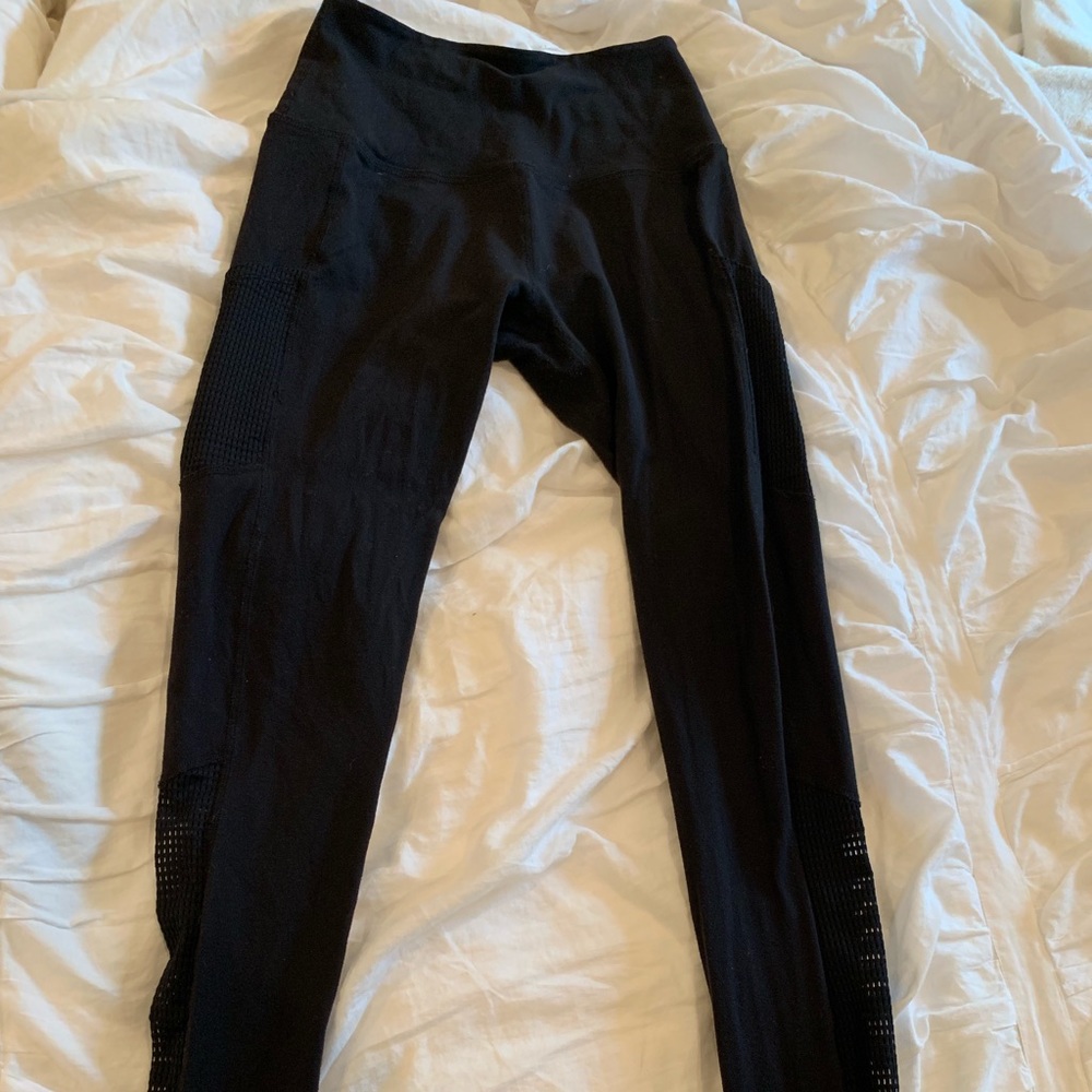 Beyond Yoga, size Small